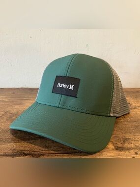Hurley trucker hat